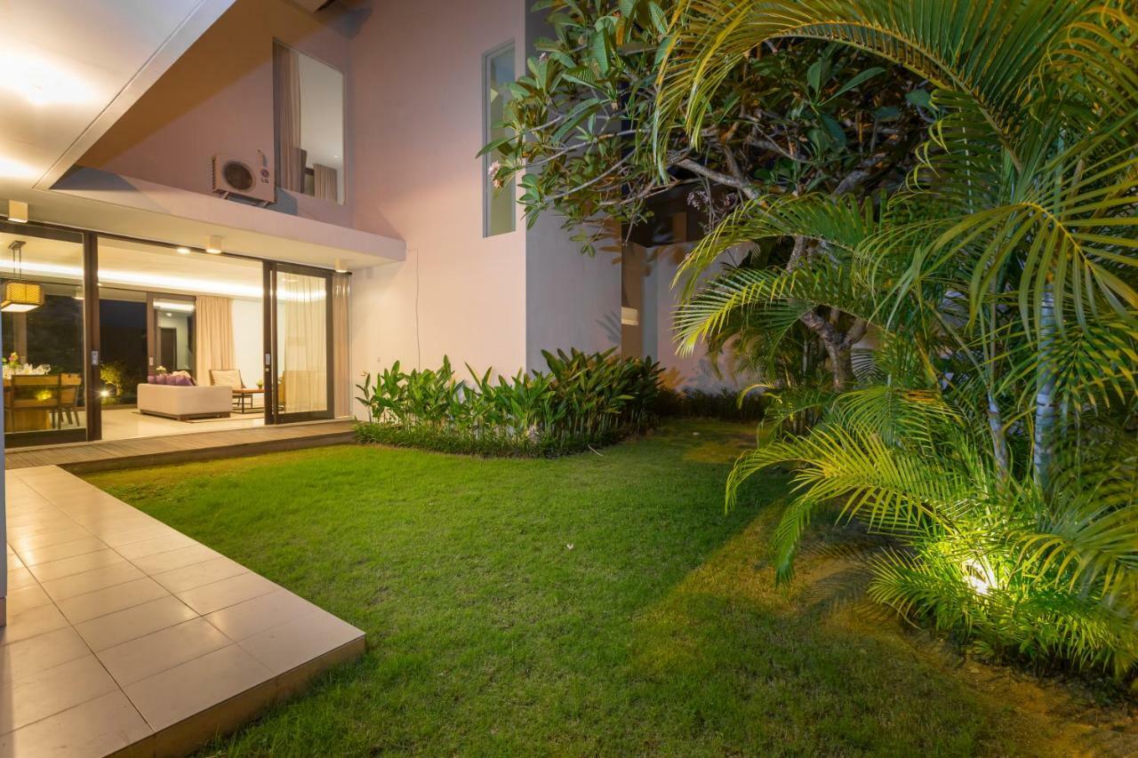 Lucia Villas Nusadua By Nagisa Bali Nusa Dua  Exterior photo
